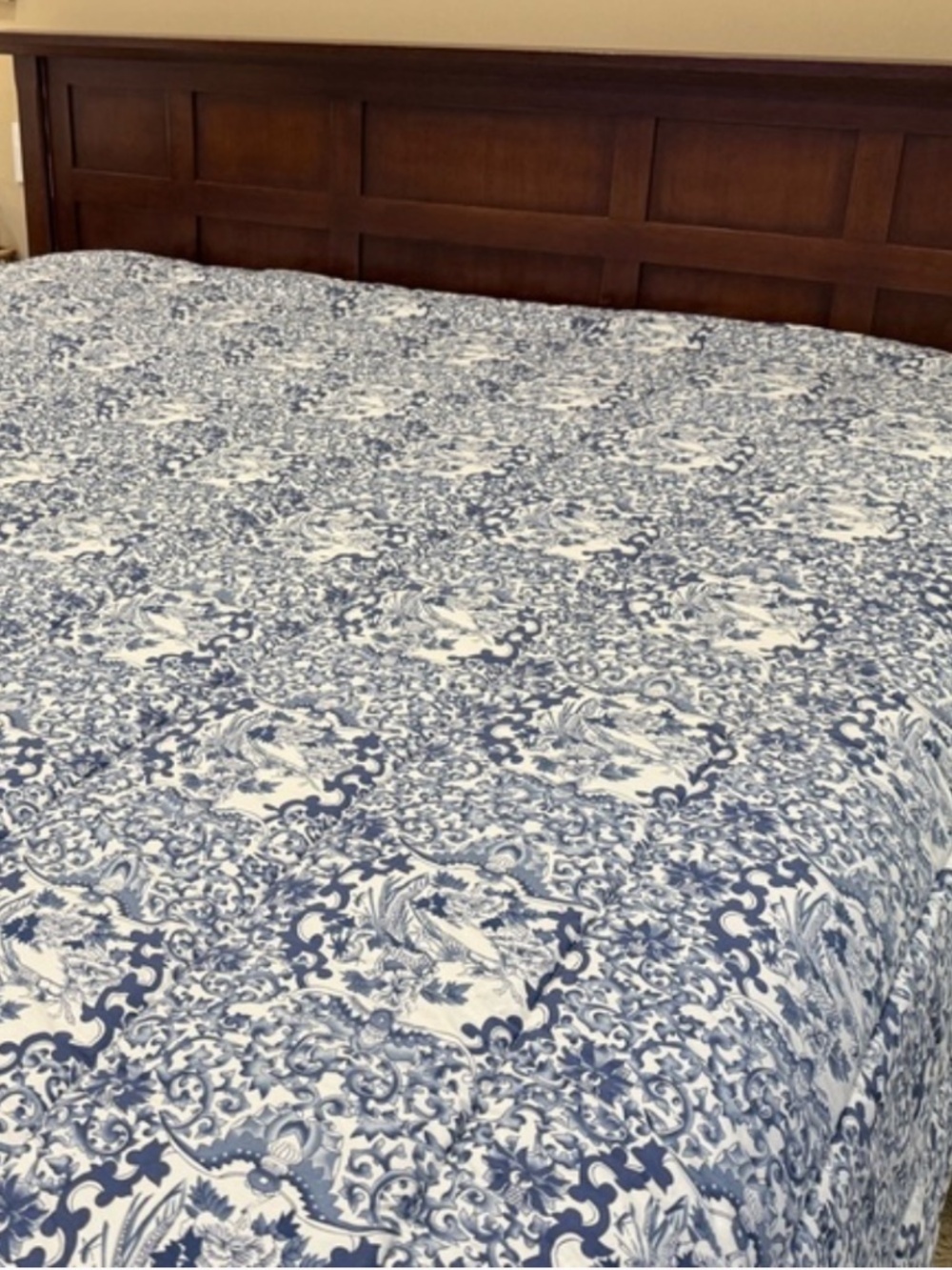Lauren Ralph Lauren Porcelain Blue Tamarind Queen Chinoiserie Comforter Birds - Picture 2 of 4